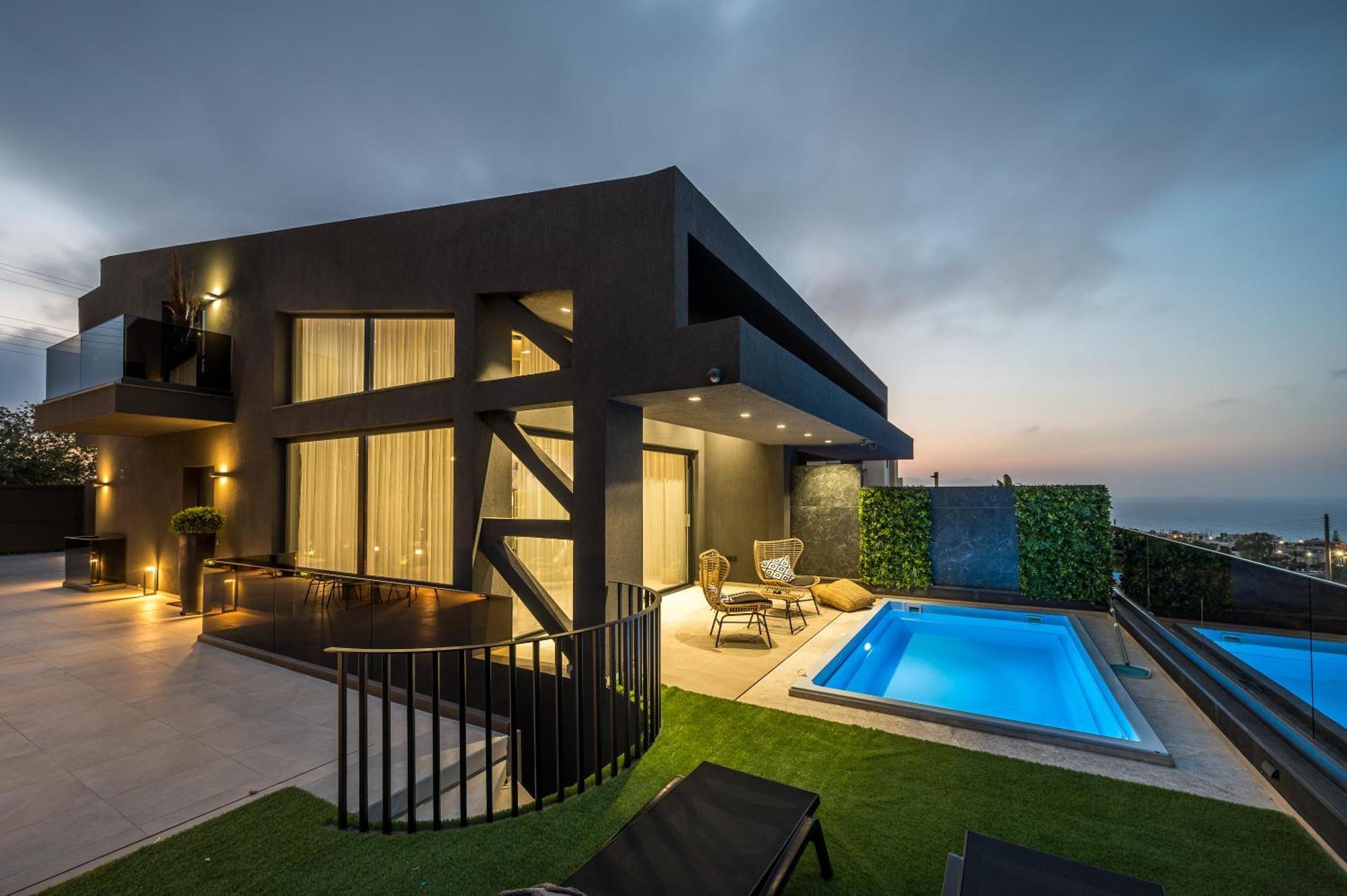 Lia ,4 Bedroom With Private Pool & Sea View Villa *